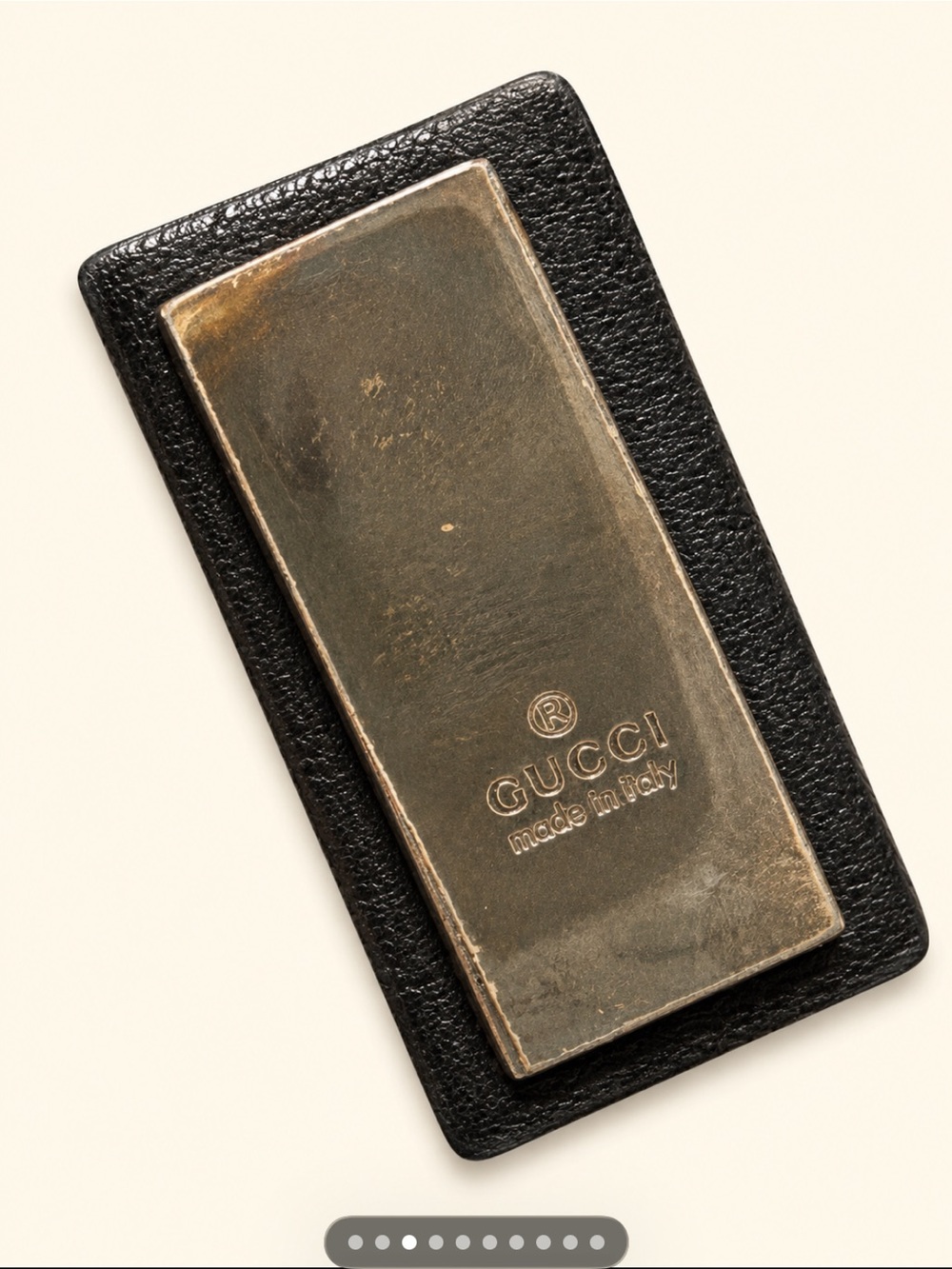Gucci Wallet Mint condition w/ silver Metal Accent - Picture 4 of 11